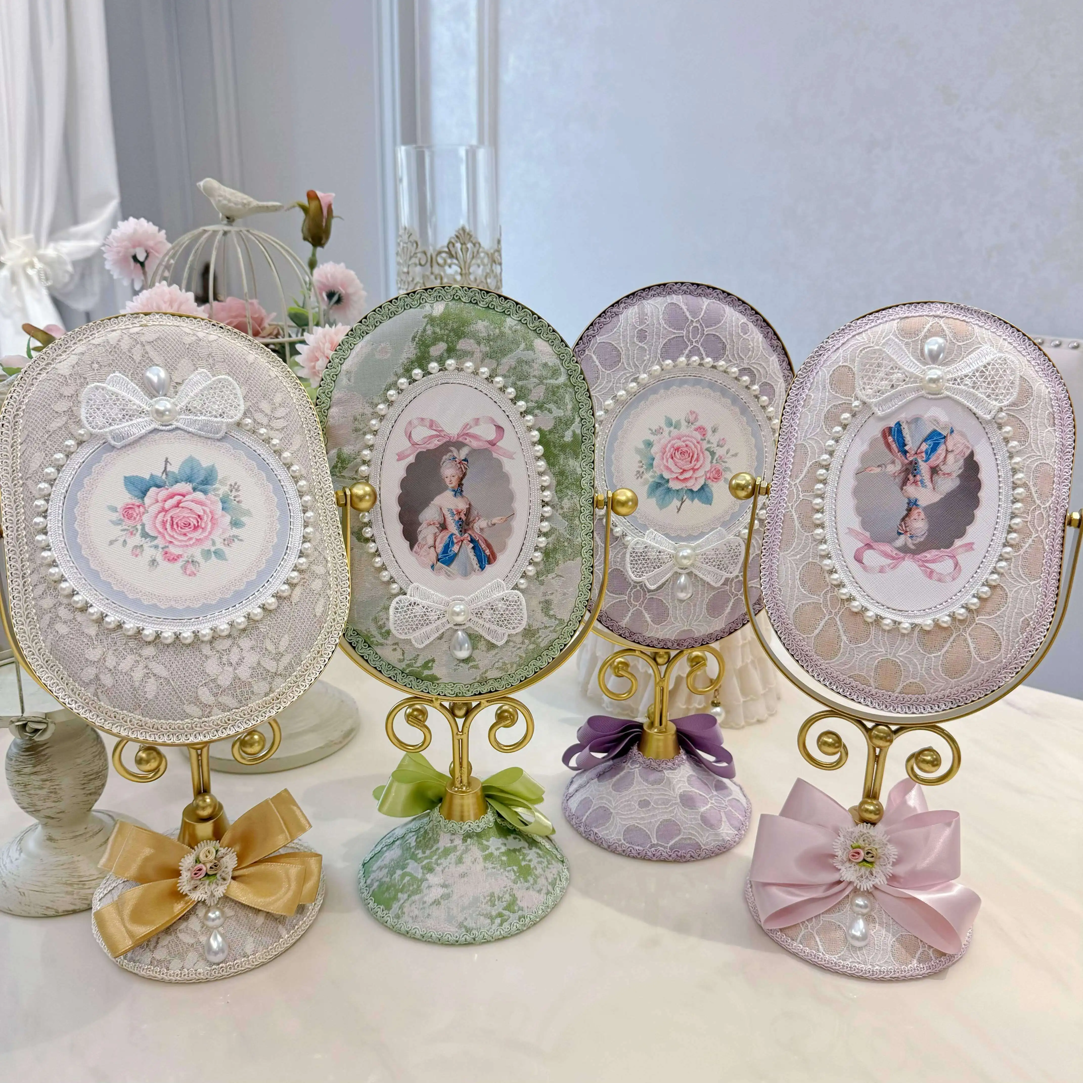 European Retro Pearl Lace Mirror Dressing Mirror Heart Creative Desktop Princess Mirror Rotatable Handmade Leather Metal Frame