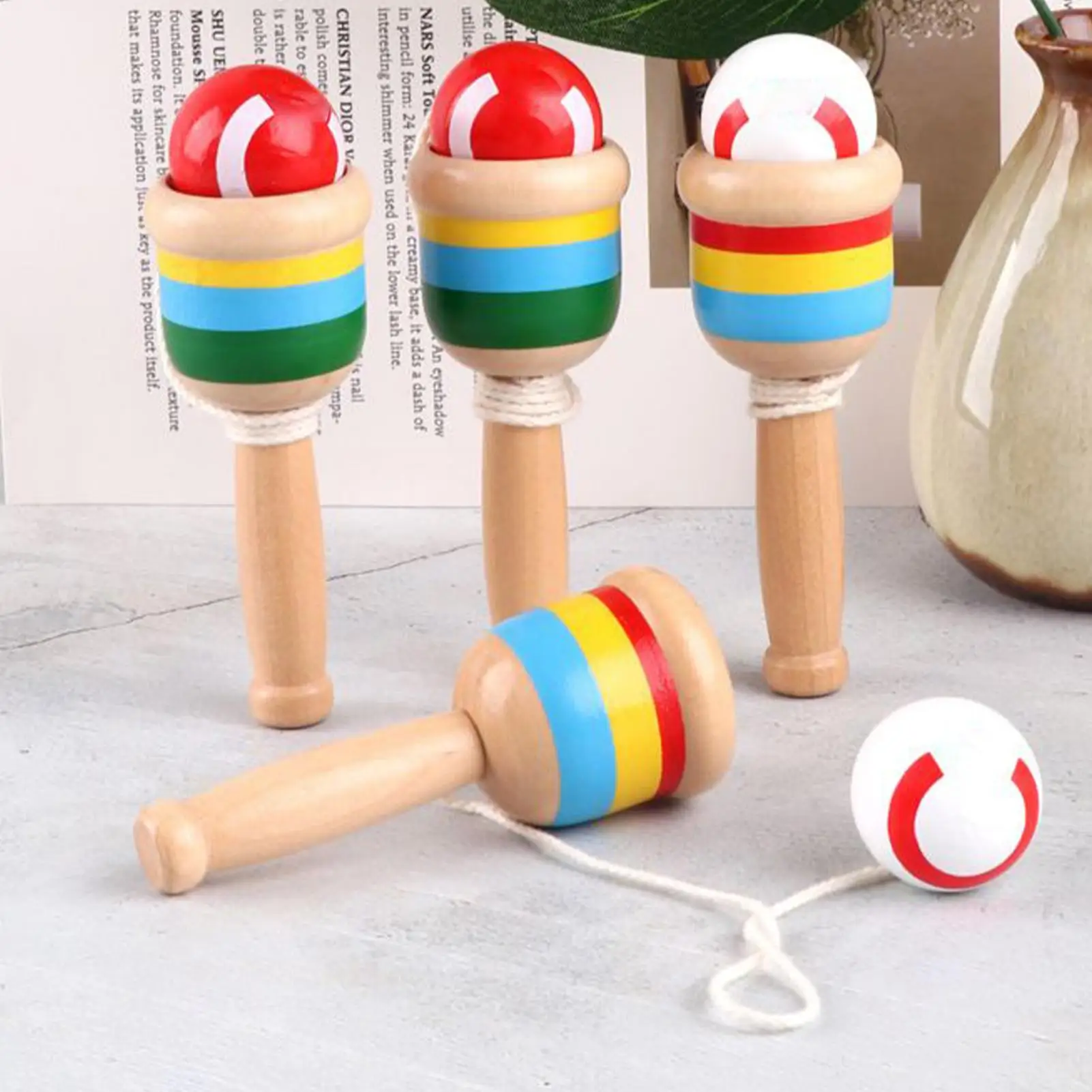 Houten werp- en vangbal Voorschoolse leeractiviteiten Draagbaar hand-oogcoördinatietrainingsspeelgoed voor jongens Meisjes Paasgeschenken