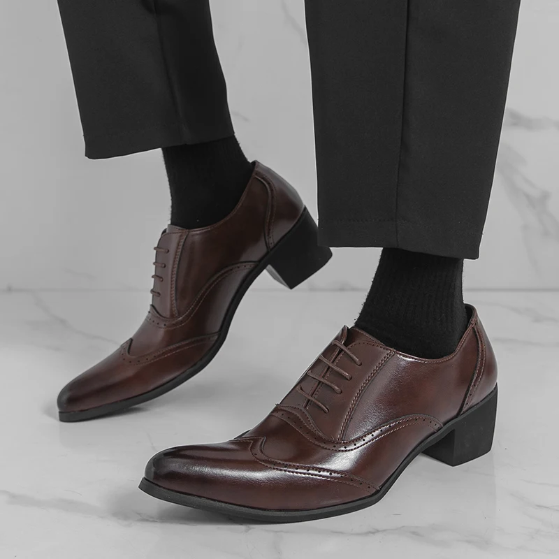 Men's casual leather shoes Gentleman Classic British Style Work leisure party Black brown adult suit Hot selling New versatile view 2