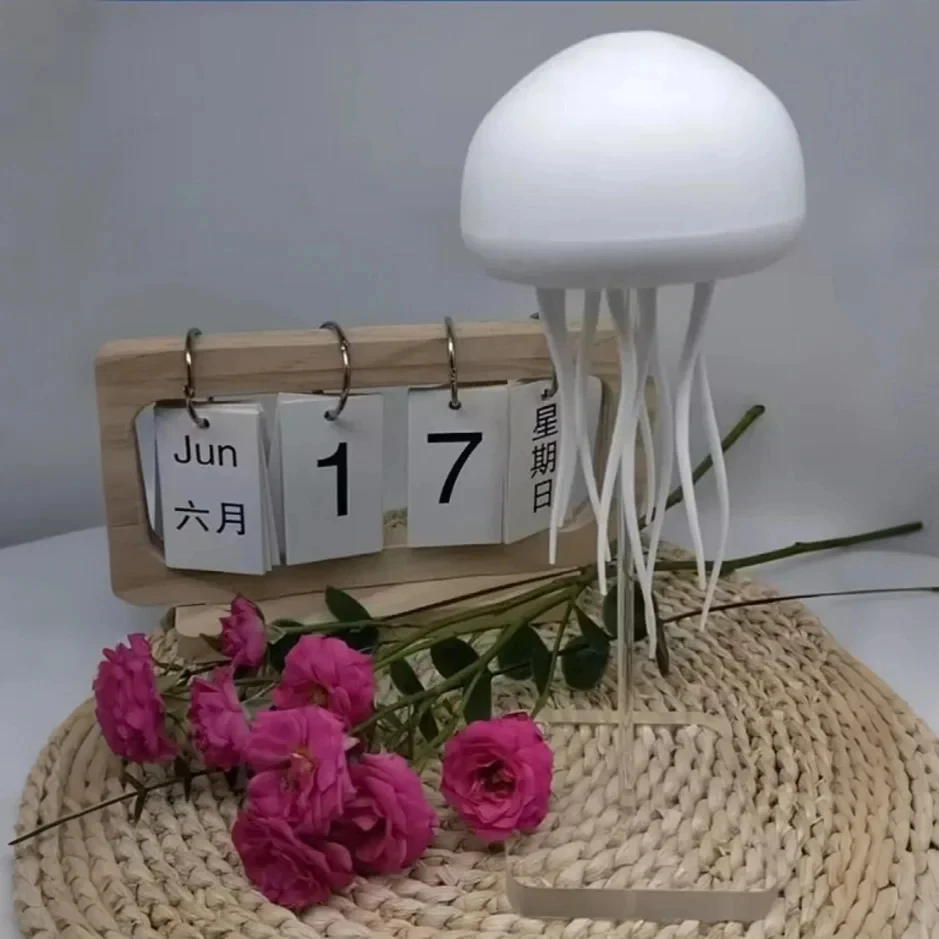 Creative Sound-Activated LED Jellyfish Lights, Bedroom Bedside Gift Lamps, Sound-Controlled Night Lights