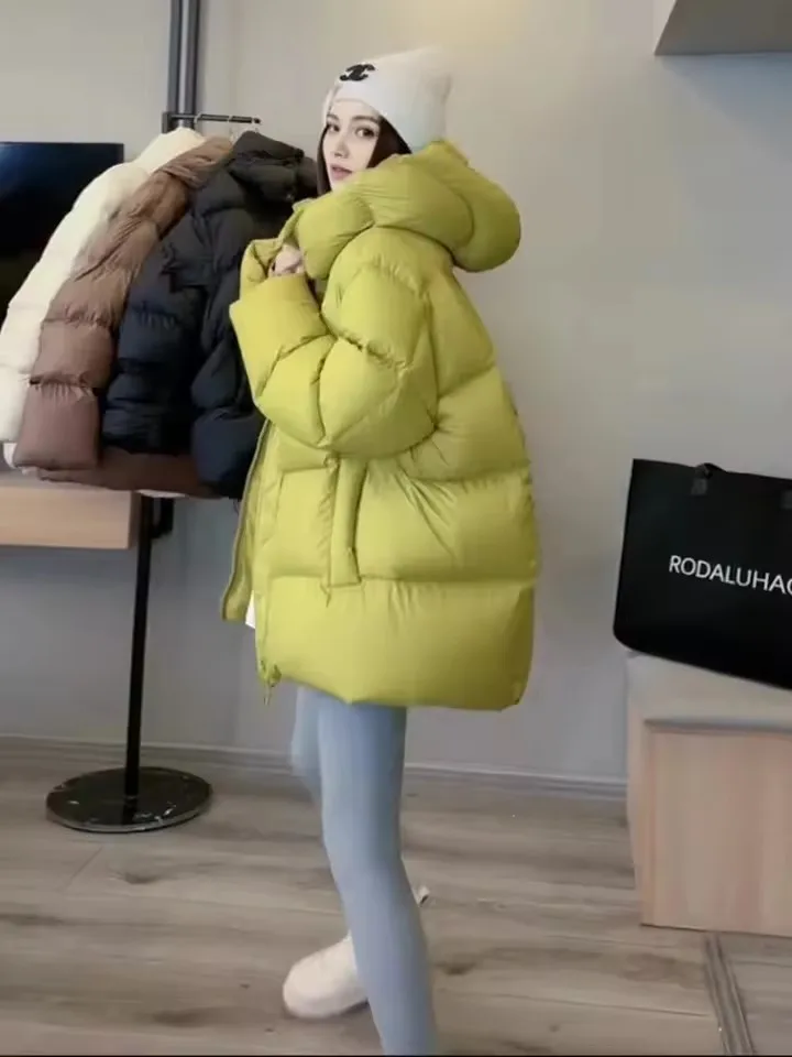 2026 شتاء جديد إمرأة طويل سترات معطف موضة سميكة الدافئة مقنعين أسفل سترة قطن المرأة الكورية فضفاض القطن معطف المرأة أبلى