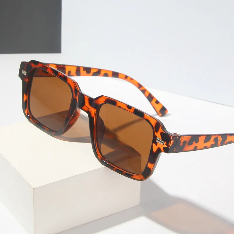 Retro Rice Staple Rechteckige Sonnenbrille mit kleinem Rahmen für Damen – Detail 4