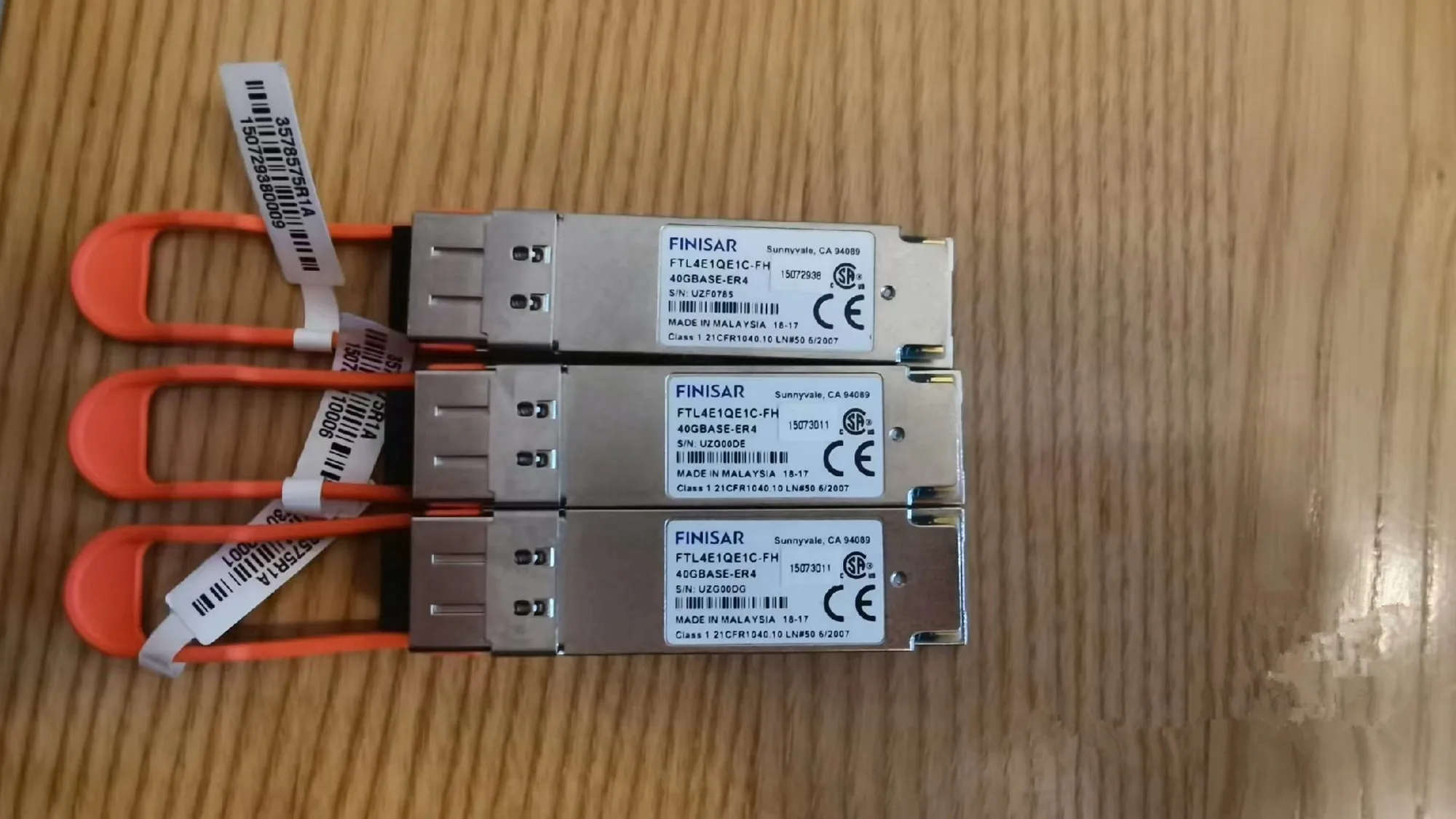 40G 40KM QSFP Transceiver Module  Finisar FTL4E1QE1C LC Interface 40GB QSFP 40KM Optical Fiber