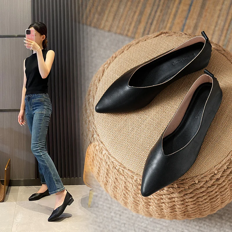 Spring and Autumn Fashion New Square Head Soft Leather Work Shoes Women's Shoes High Heels Thick Heels Shoes Women view 2