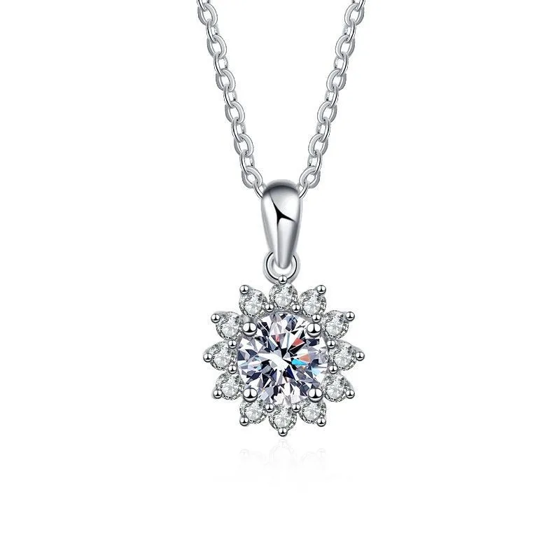 XL086 Lefei Fashion Luxury Classic 1 CT Moissanite Diamond-set Sunflower Necklaces For Women s925 Sterling Silver Party Jewelry