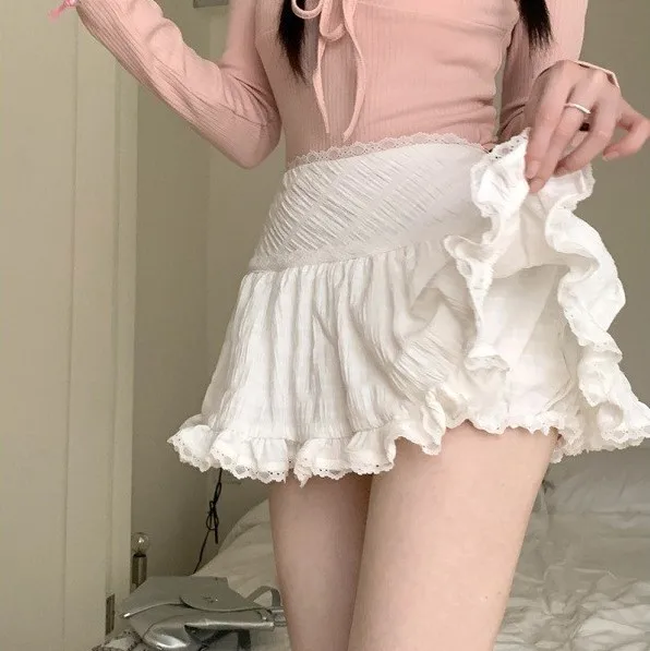 여름에 오픈된 나만의 스커트, 하얀 플리츠 미니스커트가 왜 내 일상이 바뀌었는지