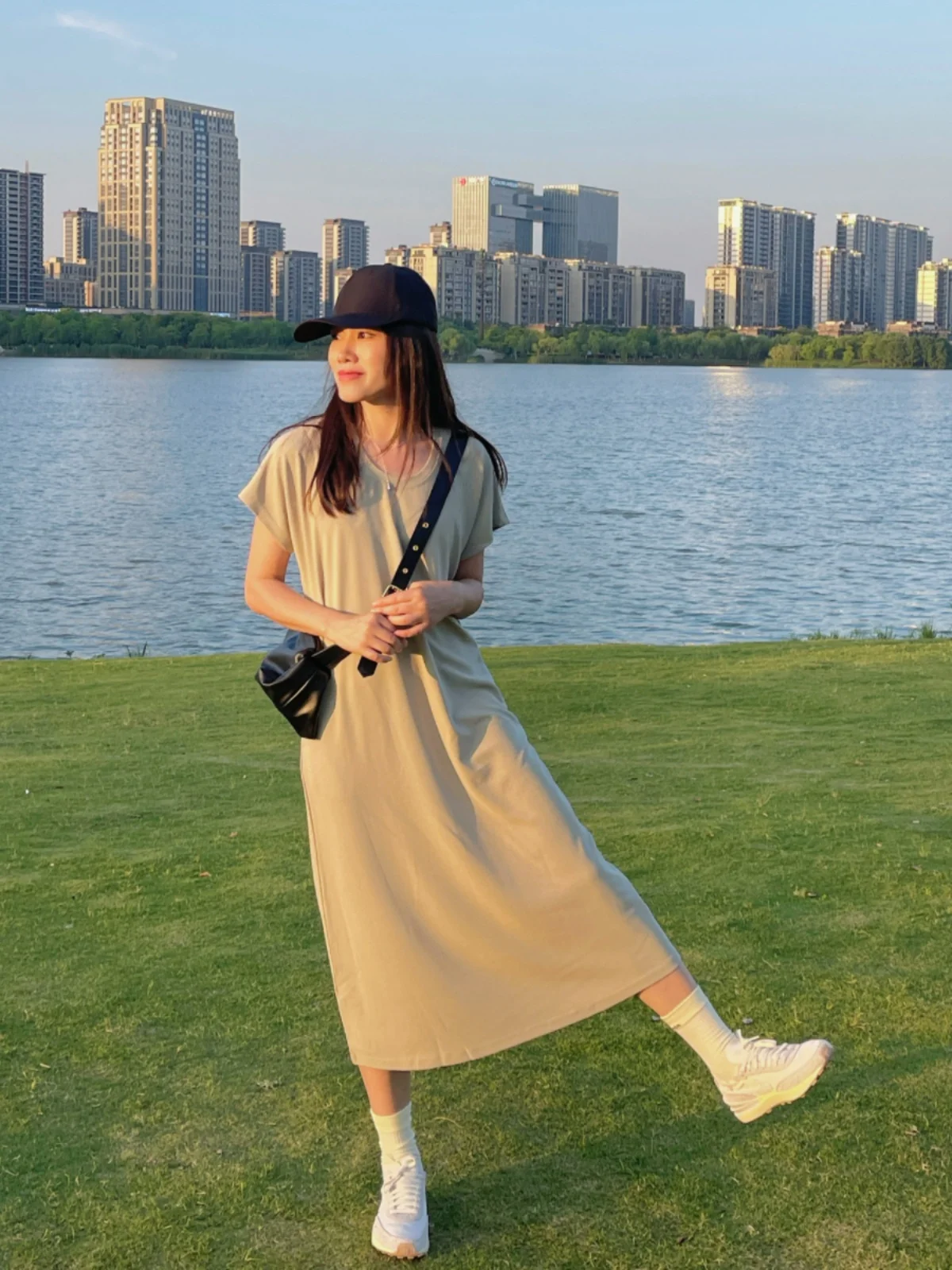 

Летнее повседневное свободное платье миди с U-образным вырезом для женщин, с коротким рукавом, прямое, цельное