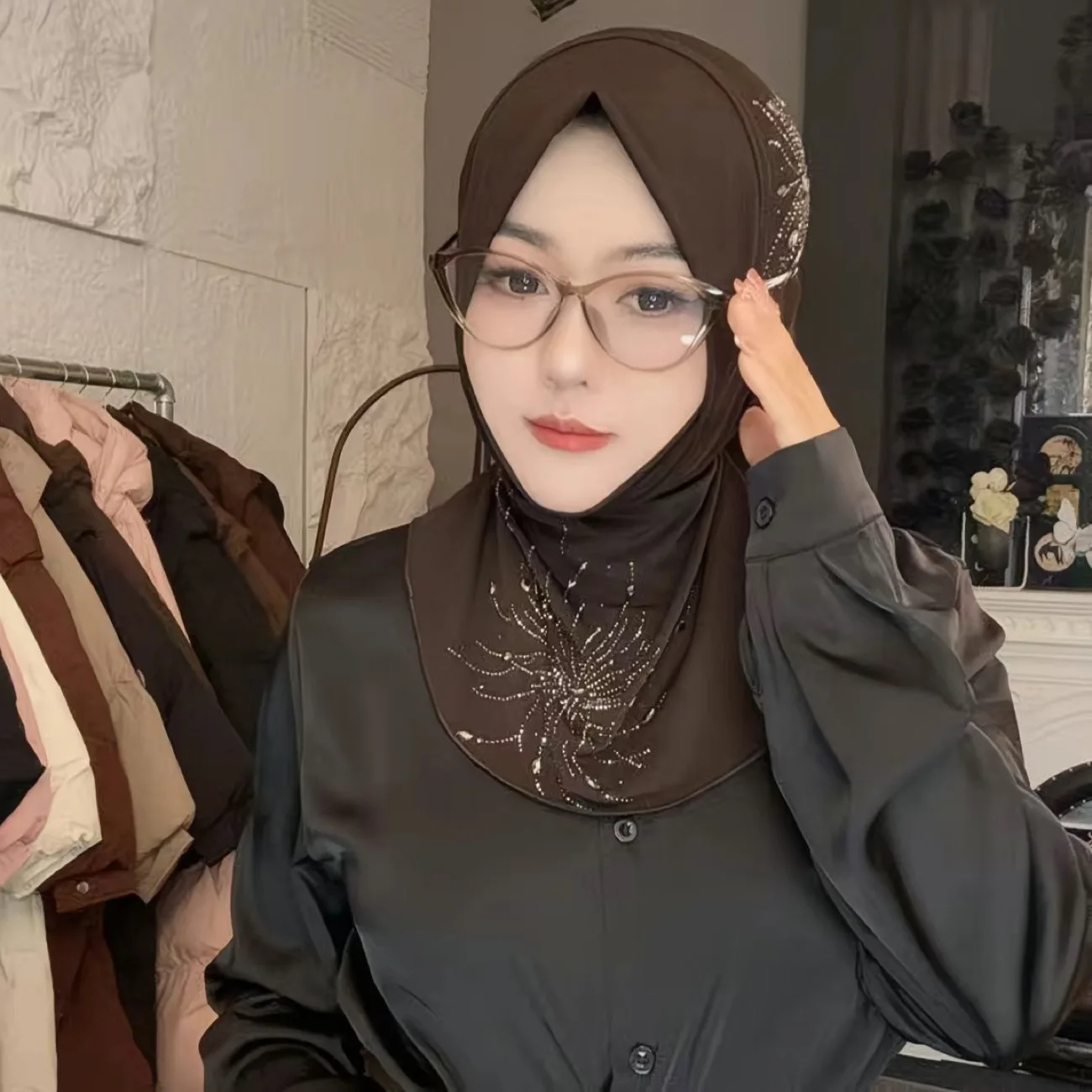 Muzułmańskie, gotowe do noszenia hidżaby, błyszczące szale, modne chusty na głowę dla kobiet