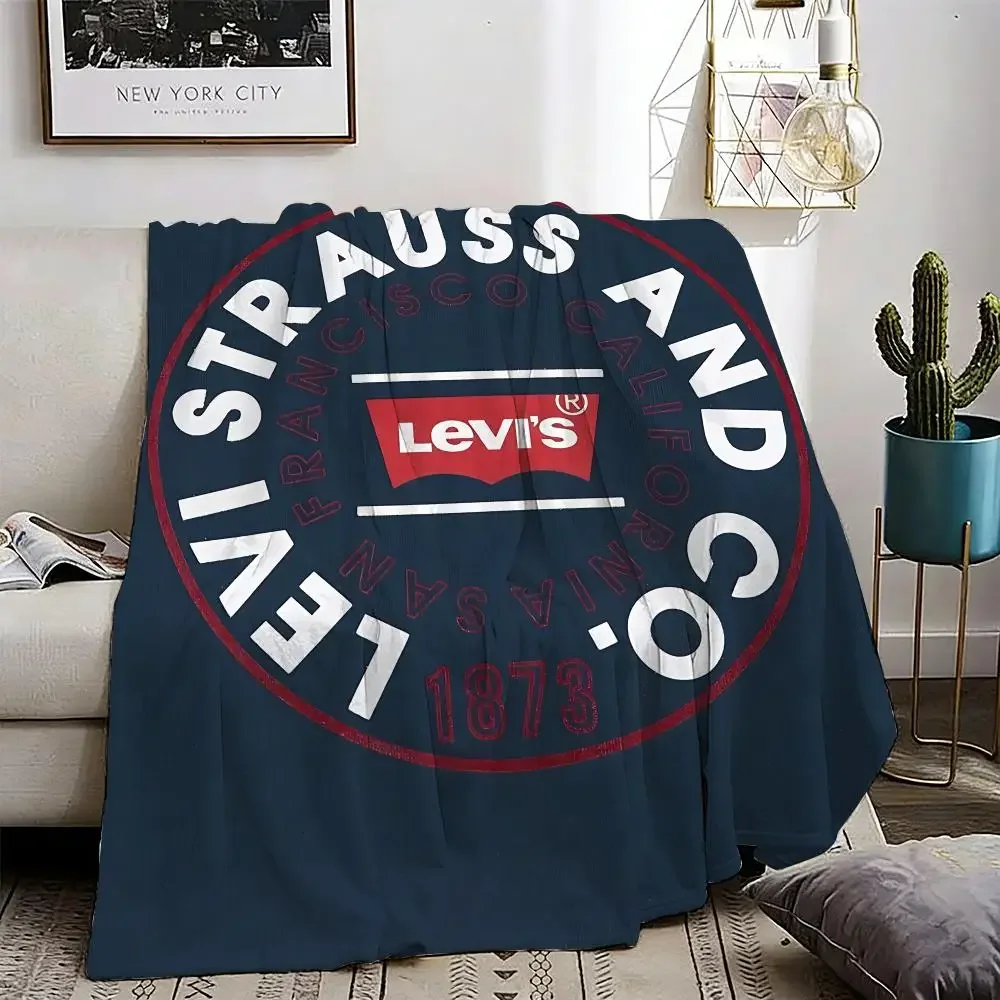 Manta de Franela Ligera de Lujo L-LEVis de 240g, Suave y Agradable al Tacto para el Verano