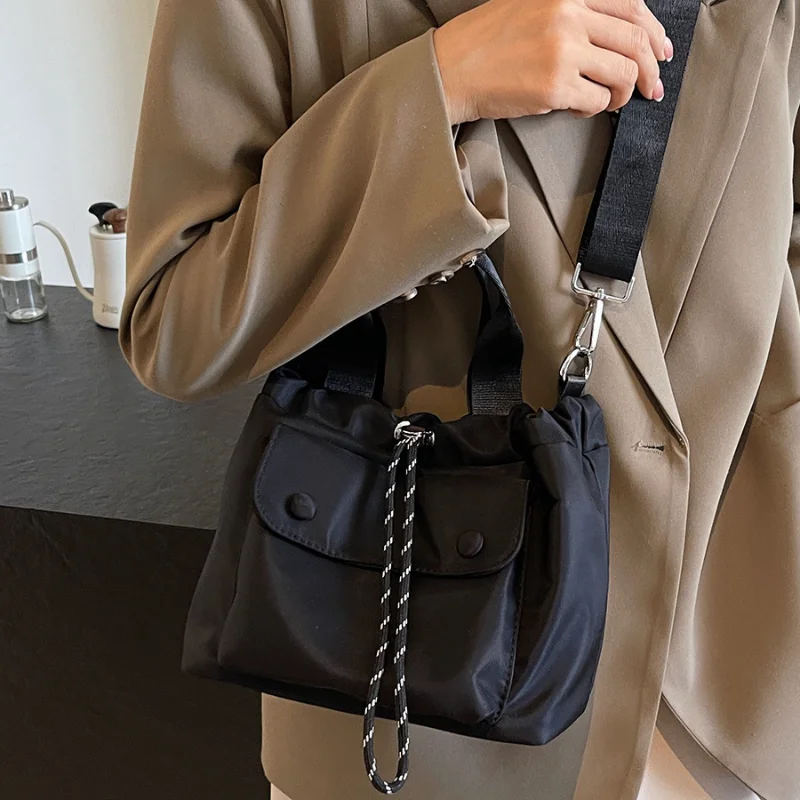 

Маленькая водонепроницаемая нейлоновая универсальная легкая сумка-кроссбоди из оксфордской ткани с верхней ручкой и ремнем через плечо