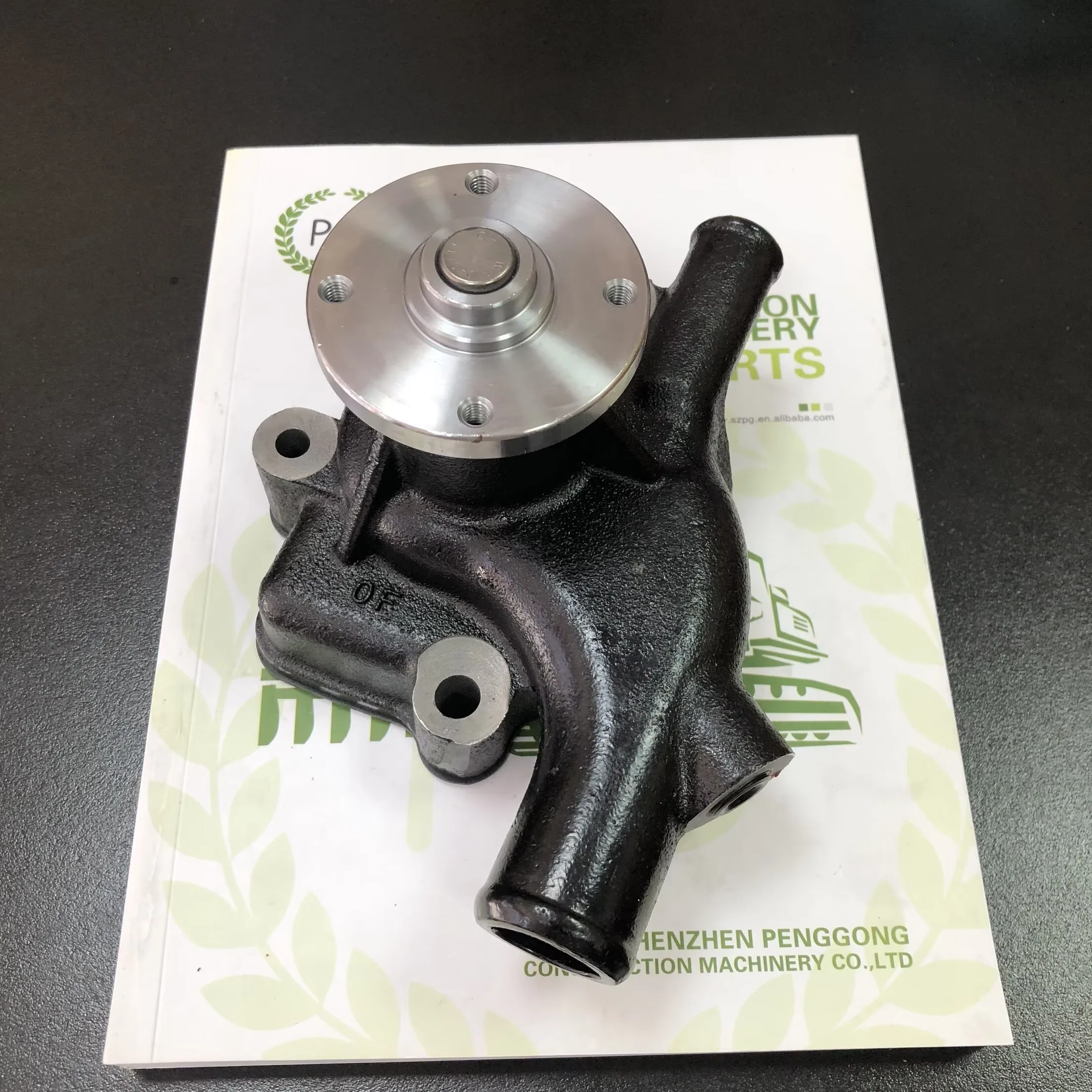 For 21010-31W25 Water Pump For Nissan Engine SD22 Pickup  2101031W25