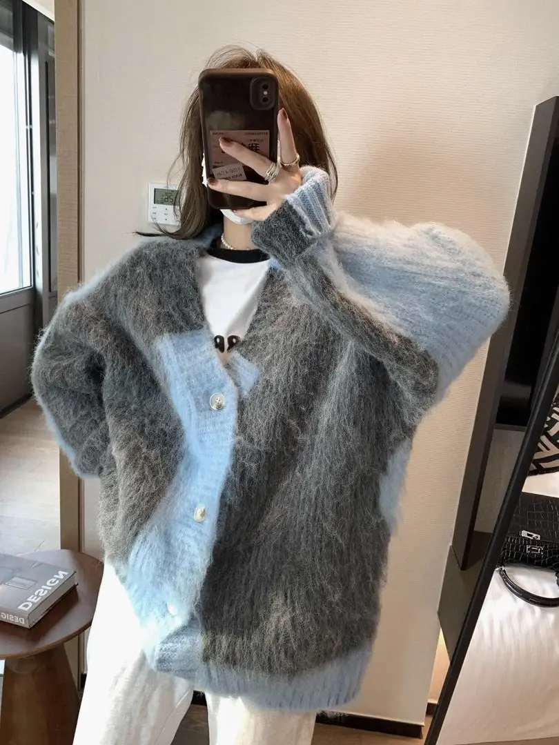 Lazy Wind Mohair Velvet Contrast Knitted Sweater Coat Women Thickened Loose V-neck Cardigan Coat in Autumn and Winter