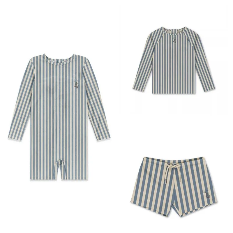 

Kids Swimsuits Boys Swimwears Baby Swimwear Blue Stripe High Elastic Speed Dry Jumpsuit Vacation Sunscreen Boy Swimsuits