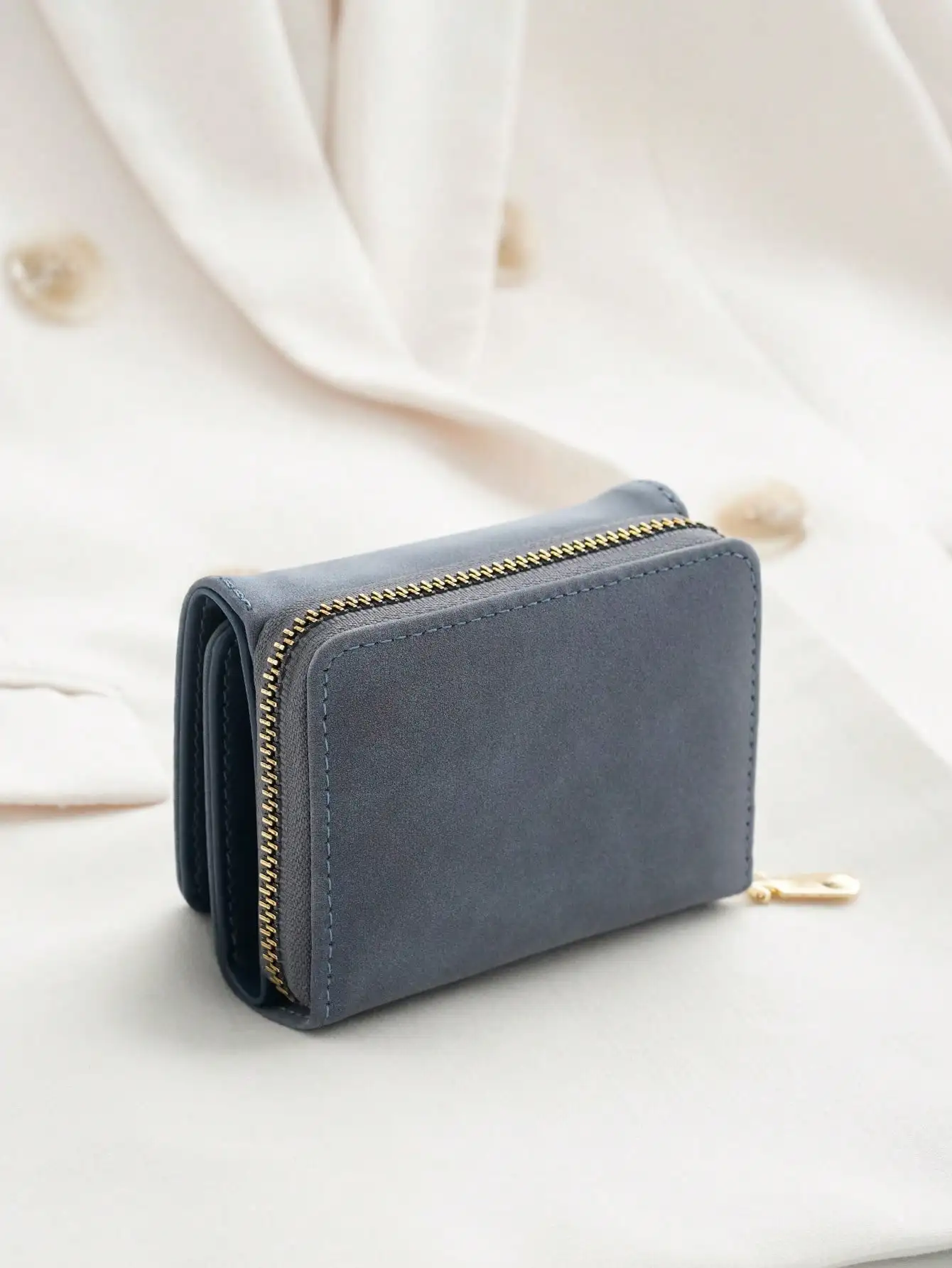 1pc Ladies\' Short Wallet Suitable For Work & Business ID Card Credit Card For Christmas Gift For Young Girls Women White-Collar
