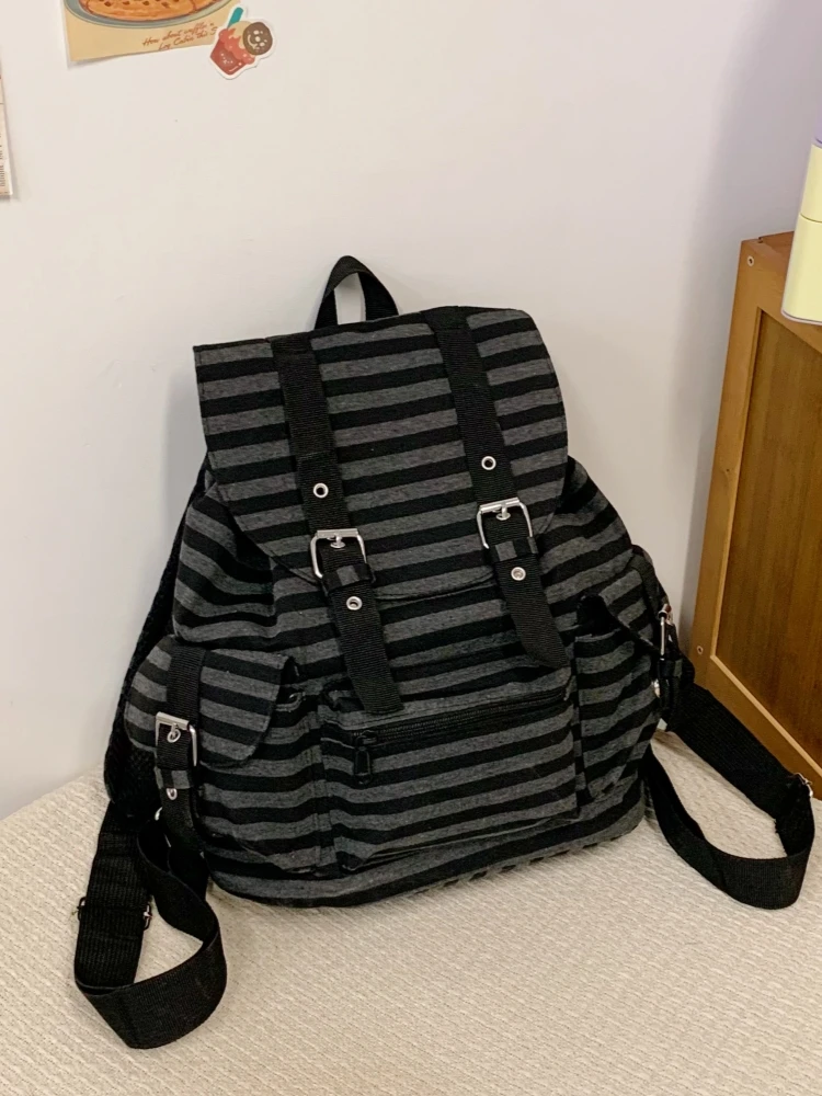 Mochila Casual Retro Estilo Coreano com Listras, Grande Capacidade para Mulheres, Adequada para Aulas e Lazer, Nova Moda, Bol...