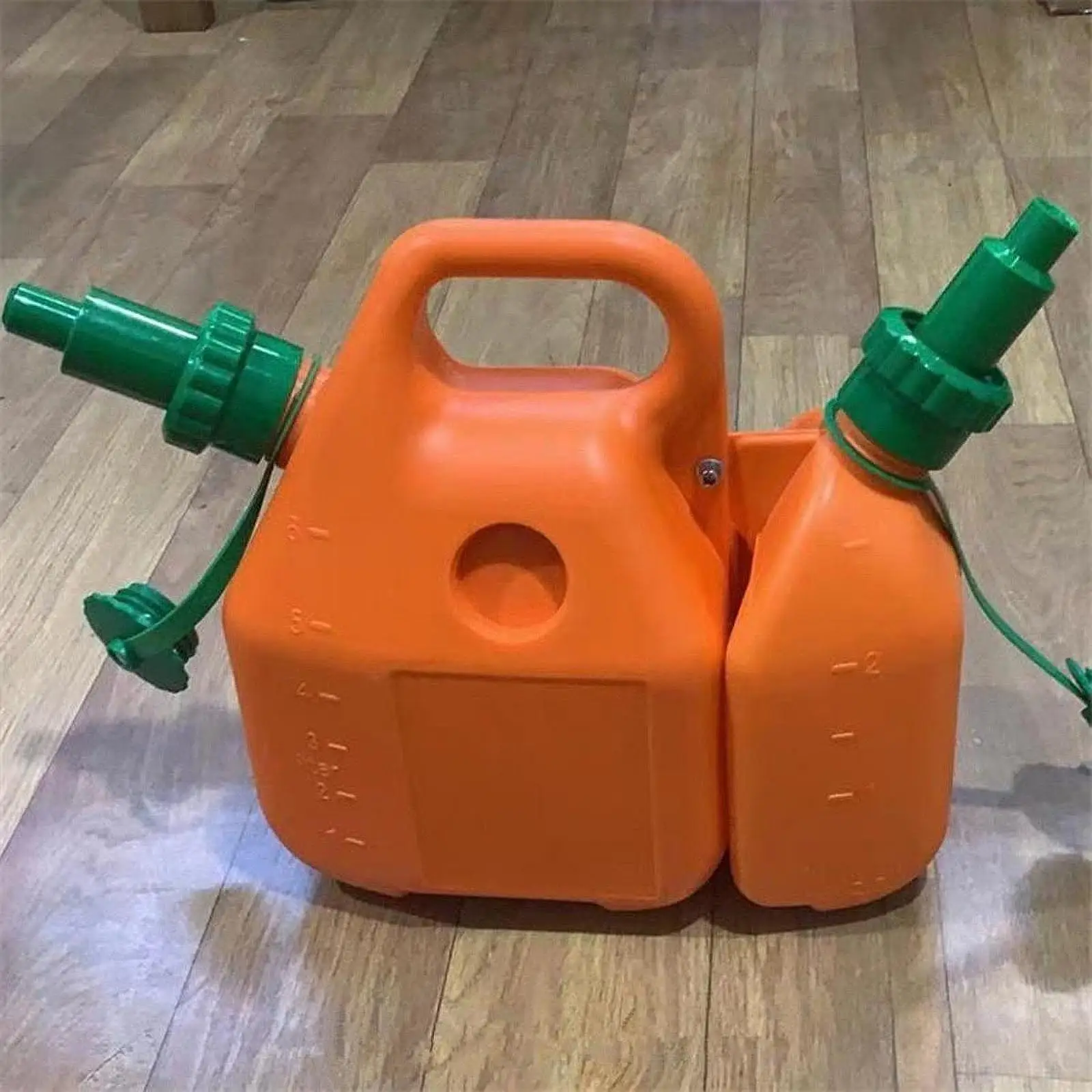 

Gasoline Engine Oil Can Oil Pot 6 L Freeze Protection Petrol Engine Mixing Bottle Tank for Lawnmower Brush Cutter