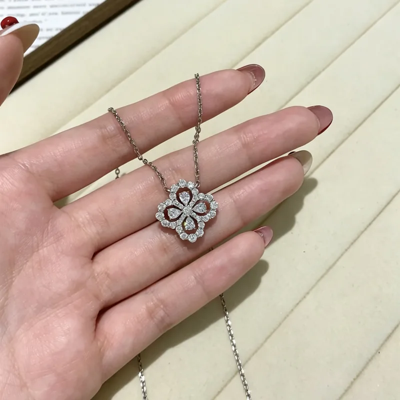 950 Platinum Four-Leaf Clover Full-Diamond Pendant Necklace with D-Color Affordable Moissanite