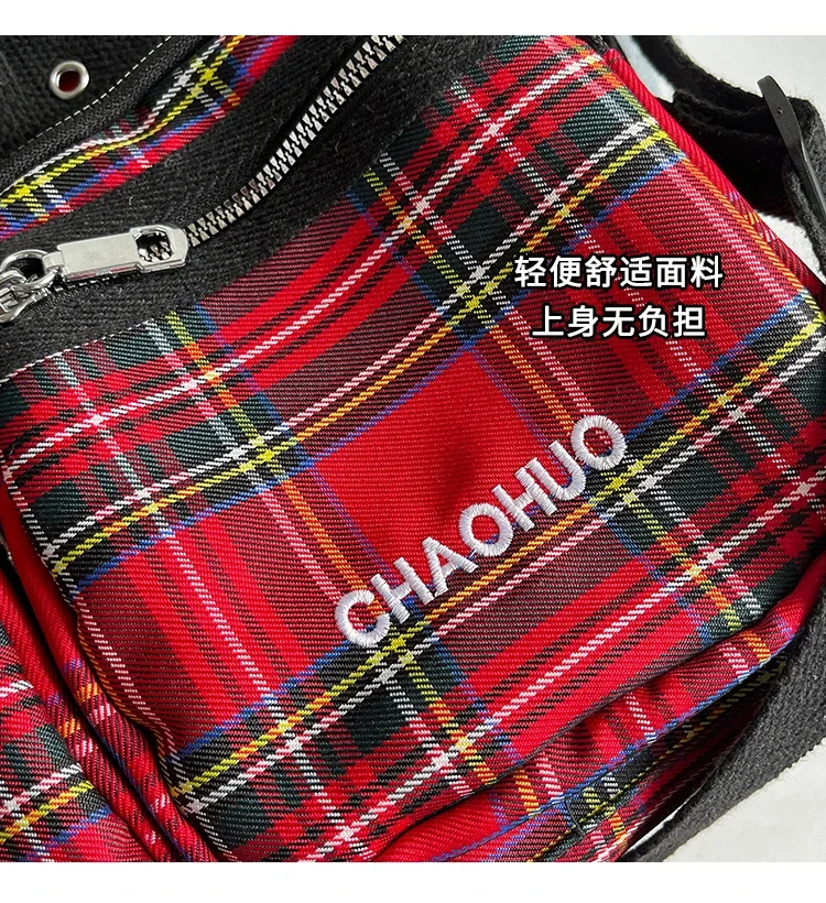 PU CHAINS Reißverschluss-Schultertasche mit Schnallendekoration, Lässige Damenhandtaschen im Angebot, 2026 Neue Damenhandtaschen im Karo-Lokomotiven-Stil – Detail 3