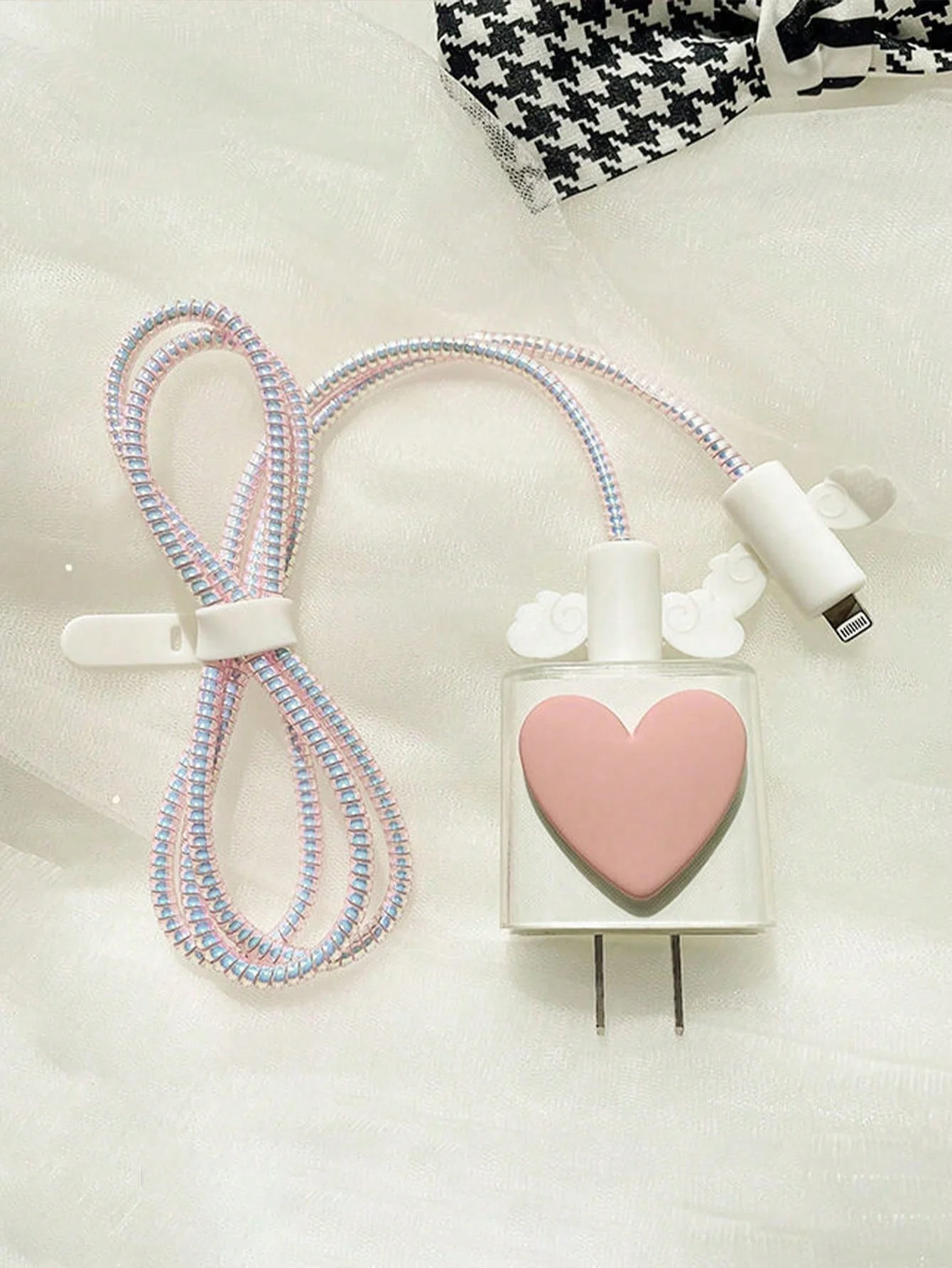 Suitable for Apple 20W Original Data Cable Protective Cover, Angel Wings Charger Protective Case Set, 1 Piece