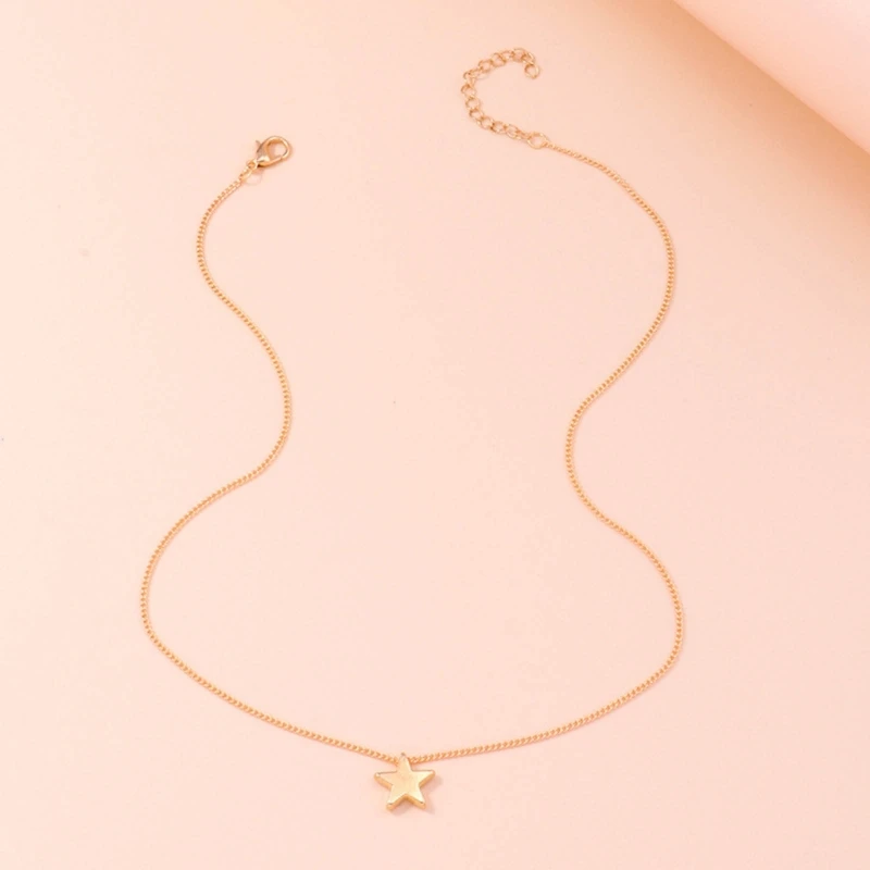 Sweet Stylish Star Pendant Necklace Dainty Star Sweater Chain Simple Y2K Jewelry Eye-catching Star Choker Clavicle Chain