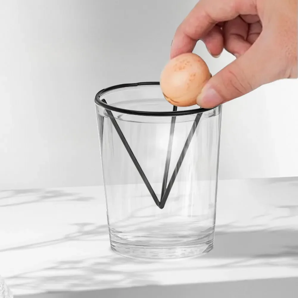 

4Pcs Avocado Seed Holder Triangular Metal Bracket Avocado Growing Triangular Holder for Family Friends and Gardening Enthusiasts