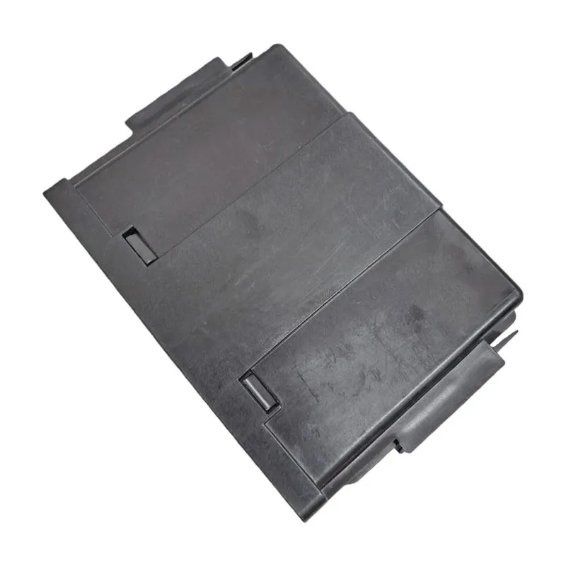 M11K-Relay Control Module / Engine Fuse Box Unit 38830-TBA-A0