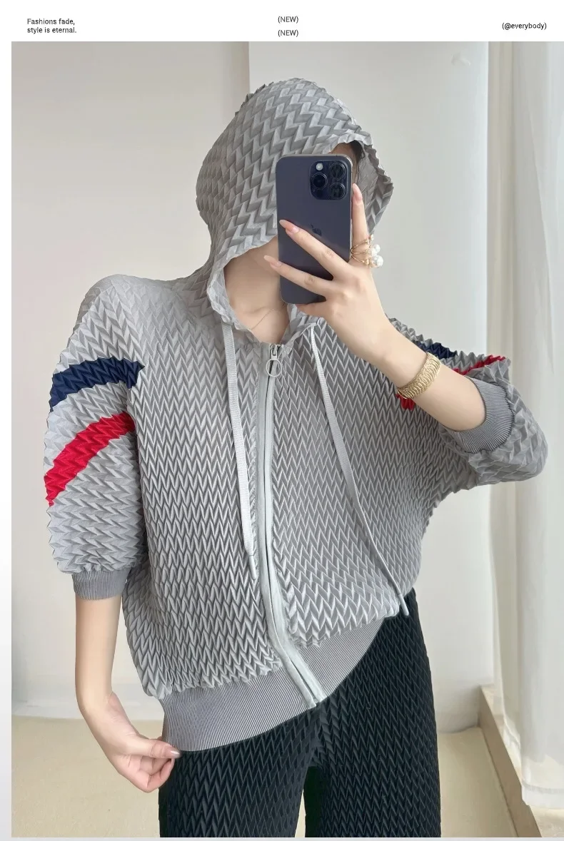 Pleats Pleated Jacket Collision Splicing Wave Pleats Casual Hooded Top Versatile Zipper Cardigan Jacket Fall Winter Women