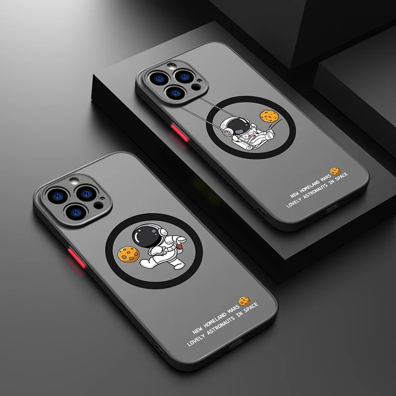 Magnetic For Magsafe Astronaut Case For iPhone Air 17e 17 15 Pro Max 14 13 12 Pro 11 16 Plus Shockproof Bumper Hard Matte Cover