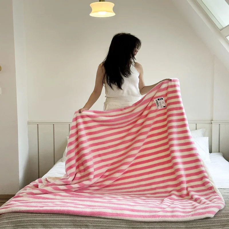 Modern Simple Striped Rabbit Velvet Blanket Autumn and Winter Thickened Lunch Break Blanket Bedroom Sofa Shawl Blanket