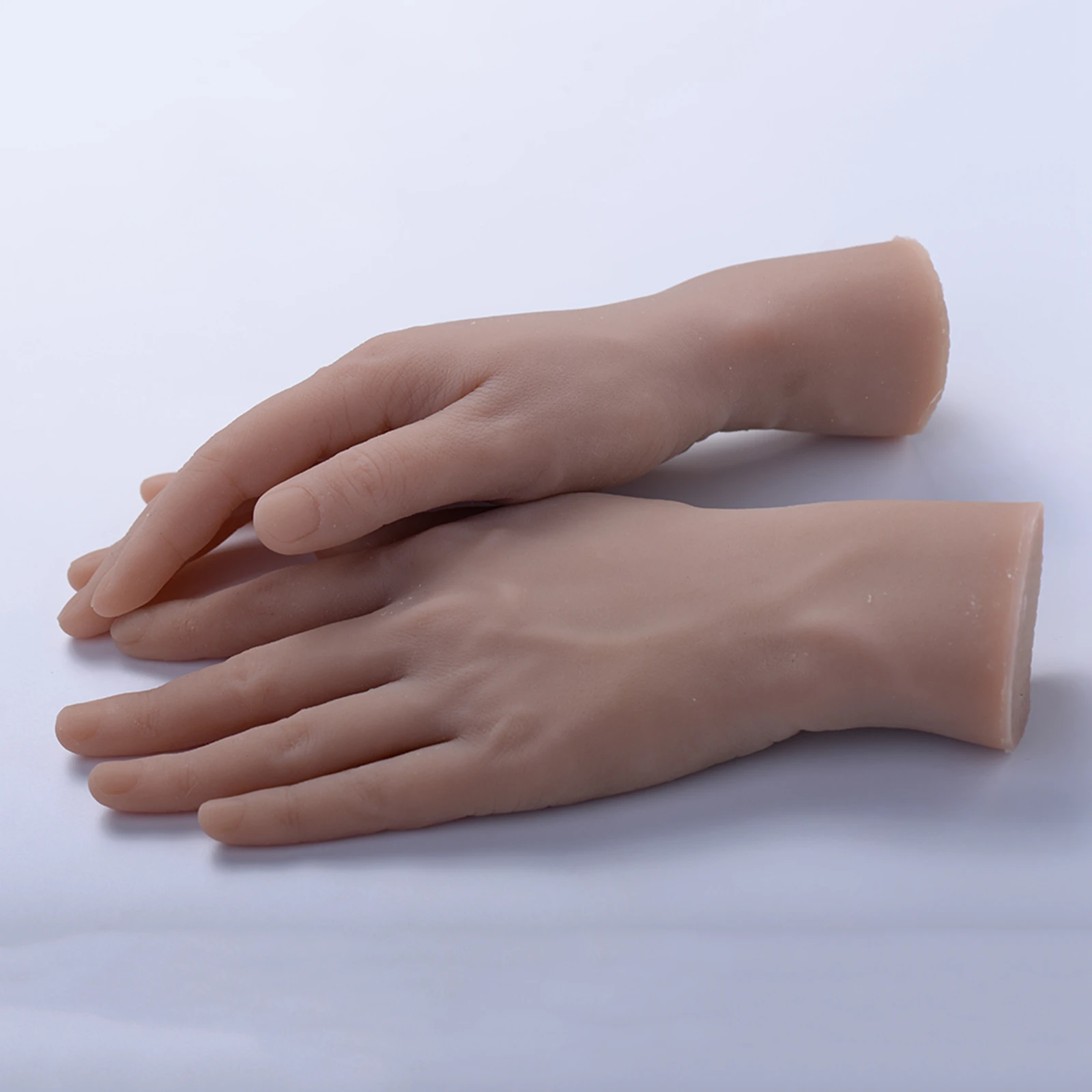 2Pcs Soft Practice Hand Model 3D Flexible 1:1 Adult Mannequin Fake Skin Salon Tattoo Nail Art Training Display Tool