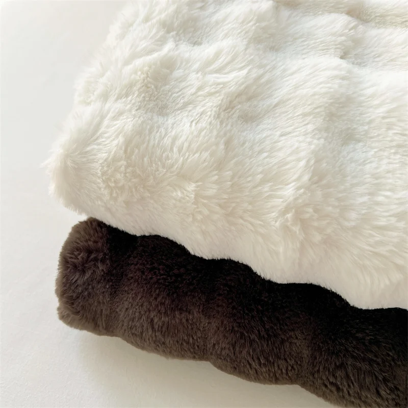 2pcs Practical Fluffy Plush Fur Pillowcase Warm Rectangular Sleep Pillowcase Thickened Stain-resistant Pillow Cover Dormitory