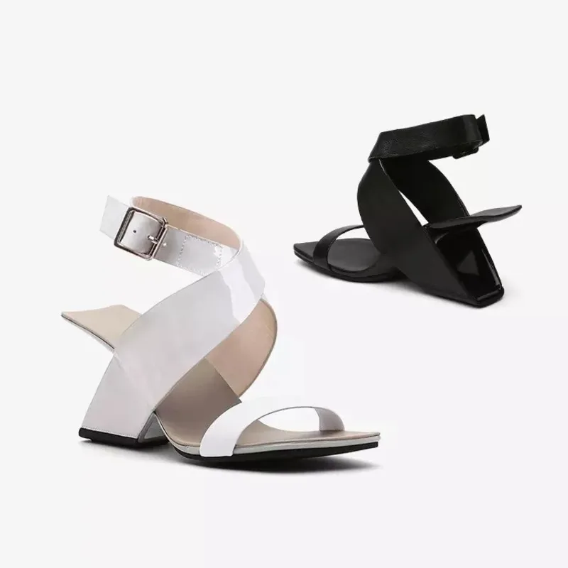 Handmade New Arrival Latest Fashion Ladies Summer Sandals Open Toe Roman Thick Heel Women Slide Sexy Sandals With Strange Heels