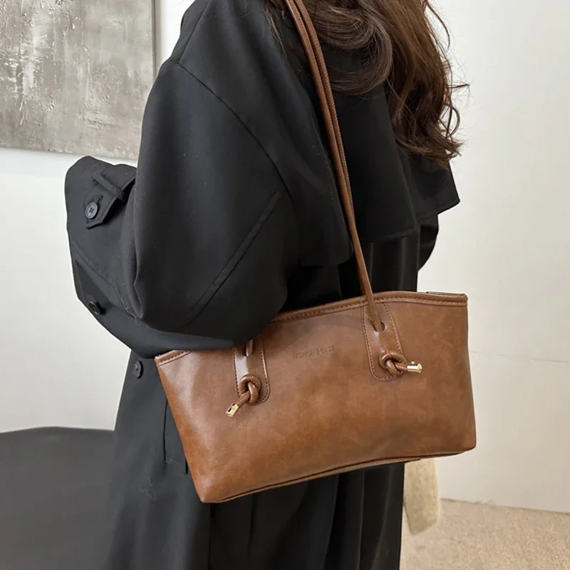 

Женская сумка через плечо из искусственной кожи Y2K, большая вместительная сумка через плечо для девочек, модная однотонная дорожная сумка в стиле ретро