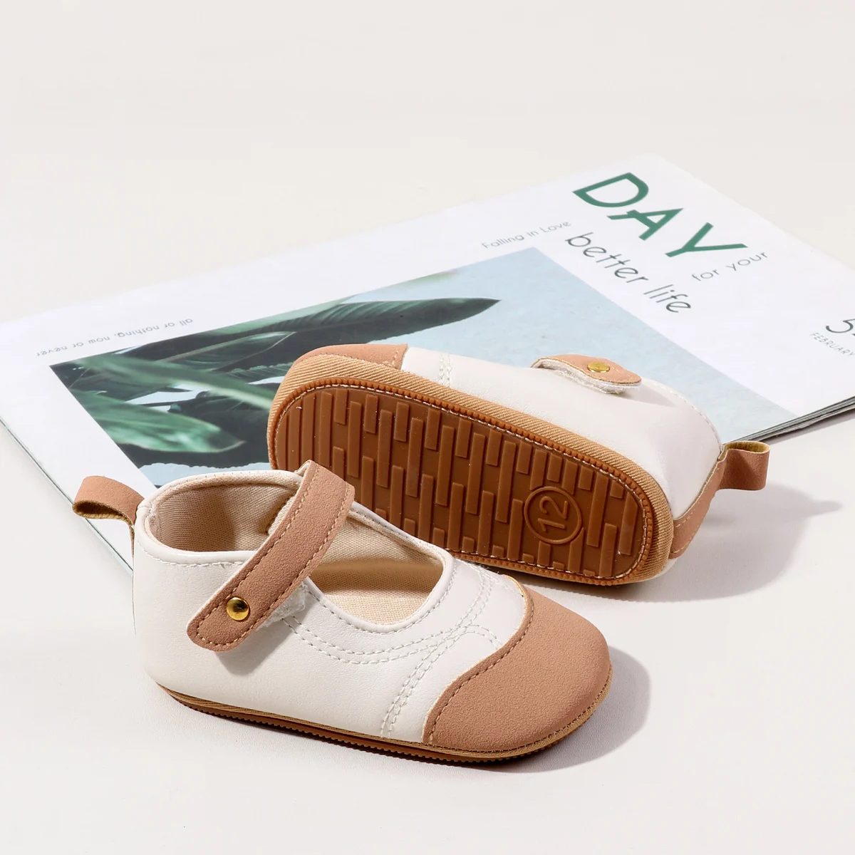 مشوا لأول مرة للفتيات الصغيرات لربيع وخريف 2025 مع تصميم كتلة ألوان ونعال TPR غير قابلة للانزلاق لـ 0-18 شهرًا BHX5186