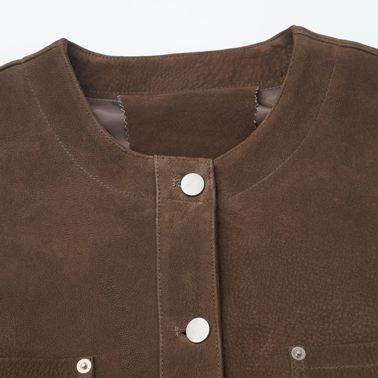 Schwere, ultraweiche, übergroße, schmal geschnittene, vielseitige Jacke aus Ziegenleder mit Rundhalsausschnitt für Damen