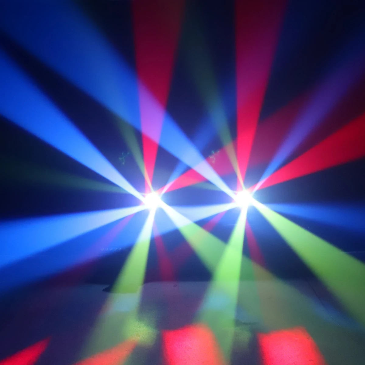 4PZ/7x40W 4 in1 RGBW Bee Eye  LED Beam + Wash  Zoom testa mobile DMX per NightClub Dj Disco Party Bar Stage Lighting image 4