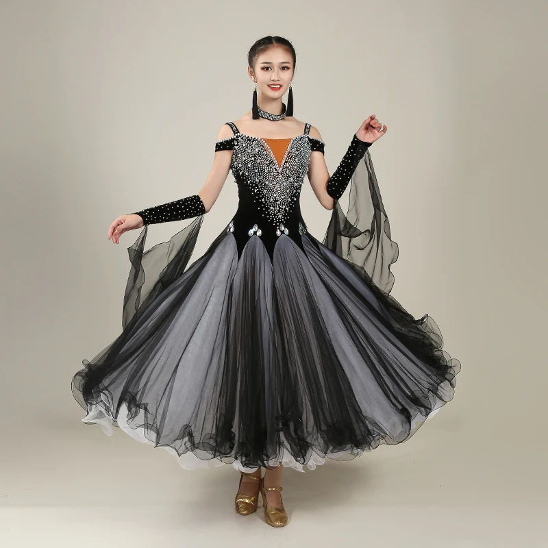Elegante abito da ballo da sala con perle per donna Competizione professionale Performance Valzer Tango Abbigliamento da ballo standard