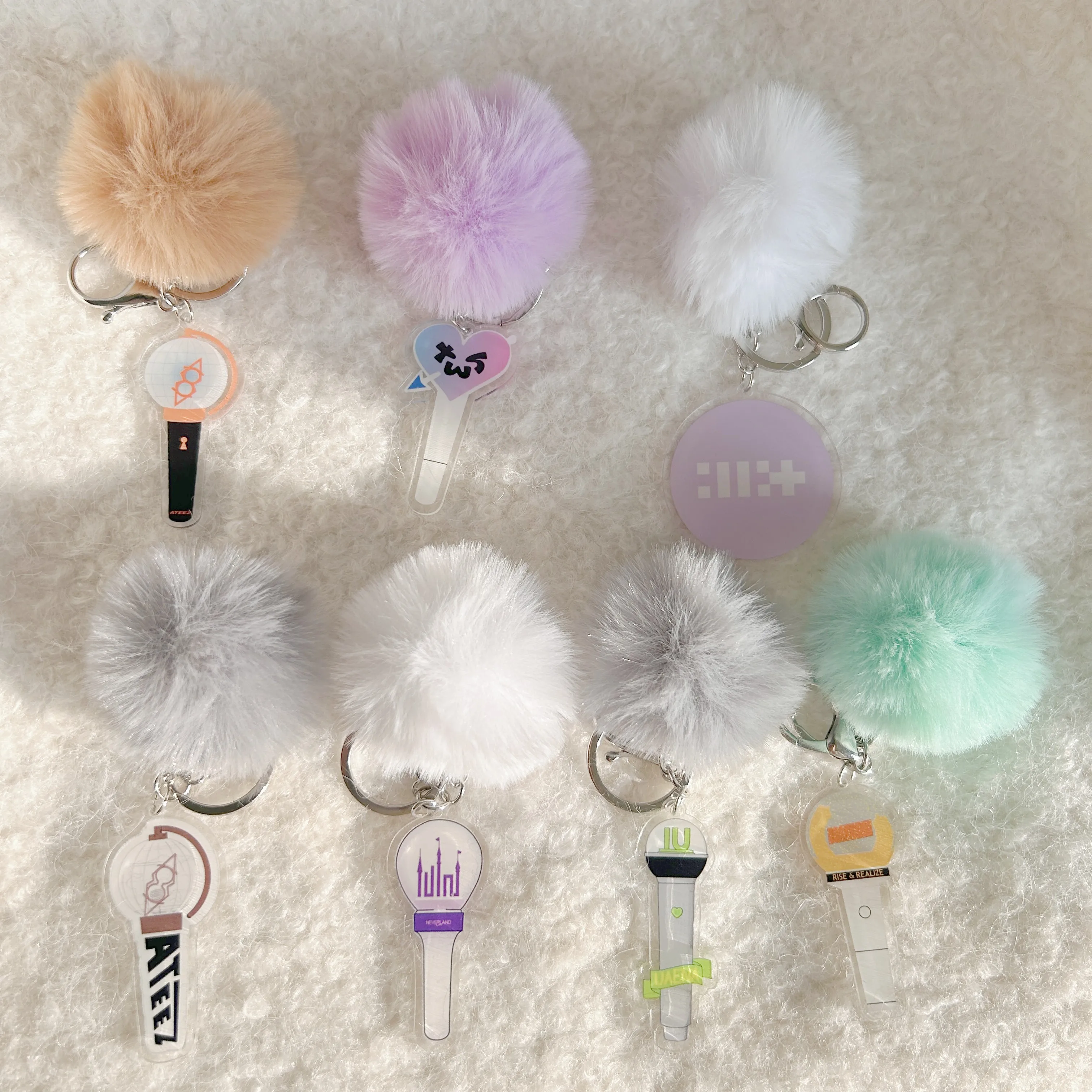 KPOP ATEEZ (G)I-DLE IU RIIZE Plush Ball Keychain 2Pcs/Set TWS WONYOUNG Lightstick Car Keyring Pendant Creative Bag Accessories