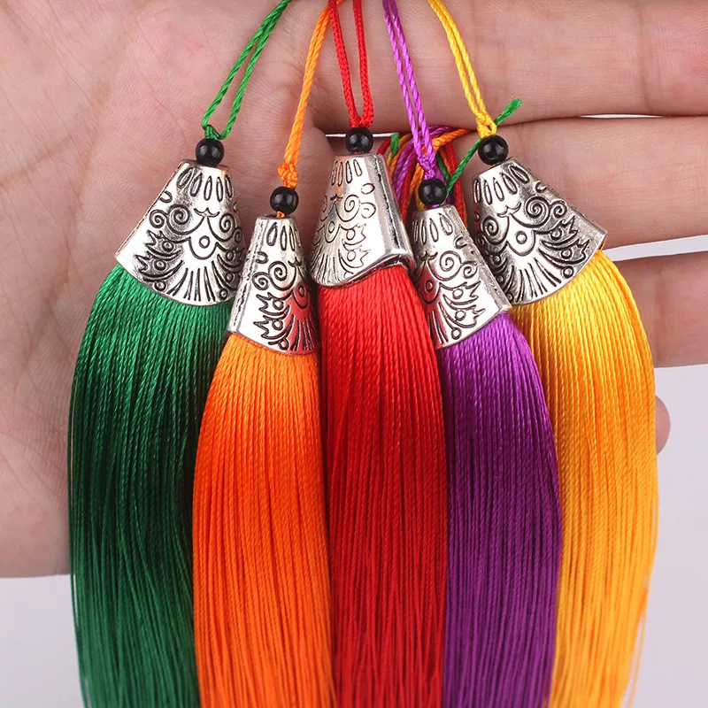 

2Pcs 18cm Silk Tassel Fish Mouth Cap Tassel Soft Craft Tassels Fringe Brush For DIY Crafts Bookmarks Jewelry Making Accessories