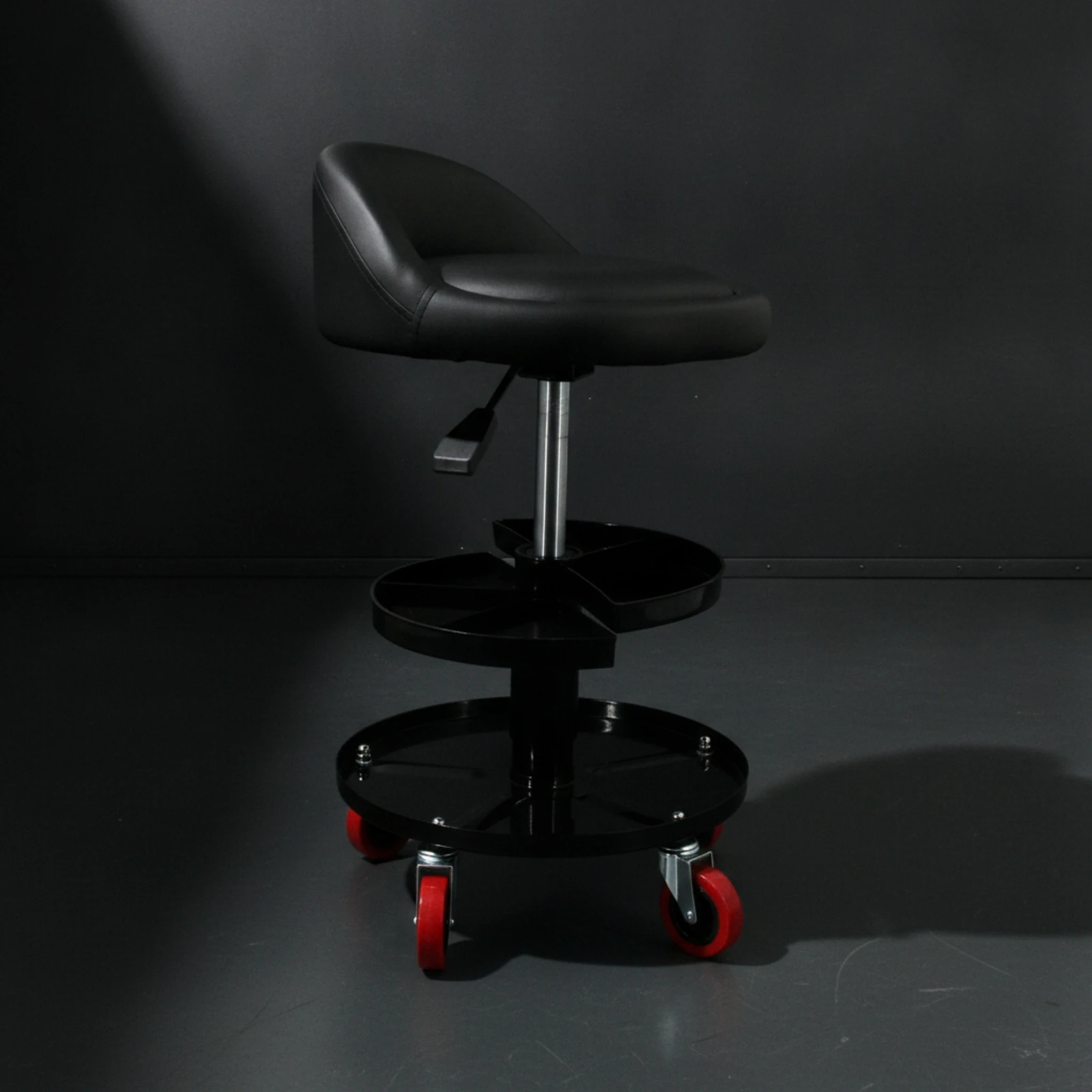 背もたれ付きガレージスツール、頑丈なツールトレイ付きローリングショップスツール、ツールトレイ付きクリーパーシート、整備士向け頑丈な移動式スツール