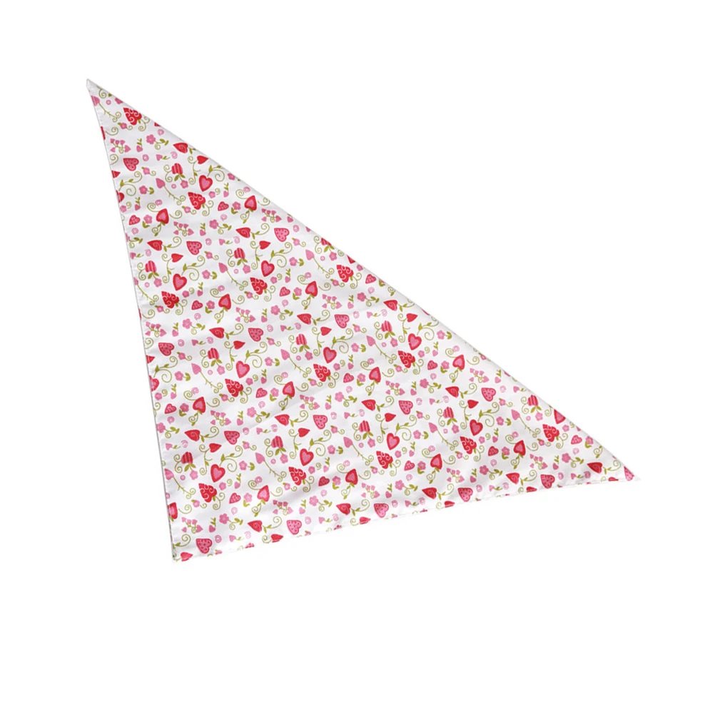

Loving Heart Scarf Triangle Cotton Pet Towel Saliva B for Dogs Cute Fashion Accessory Soft Comfortable Outdoor Style