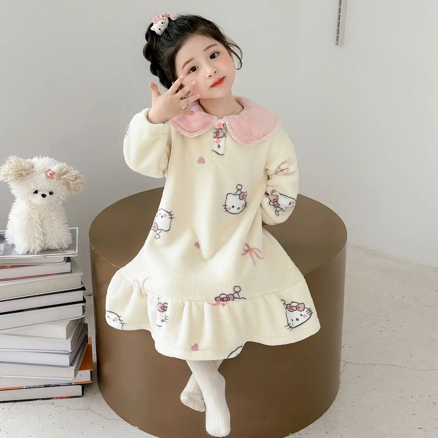 Sanrio Girl Hello Kitty Coral Velvet Pajama Robe Kawaii Children Homewear Anime Student Winter New Thickening Hooded Bathrobe view 5
