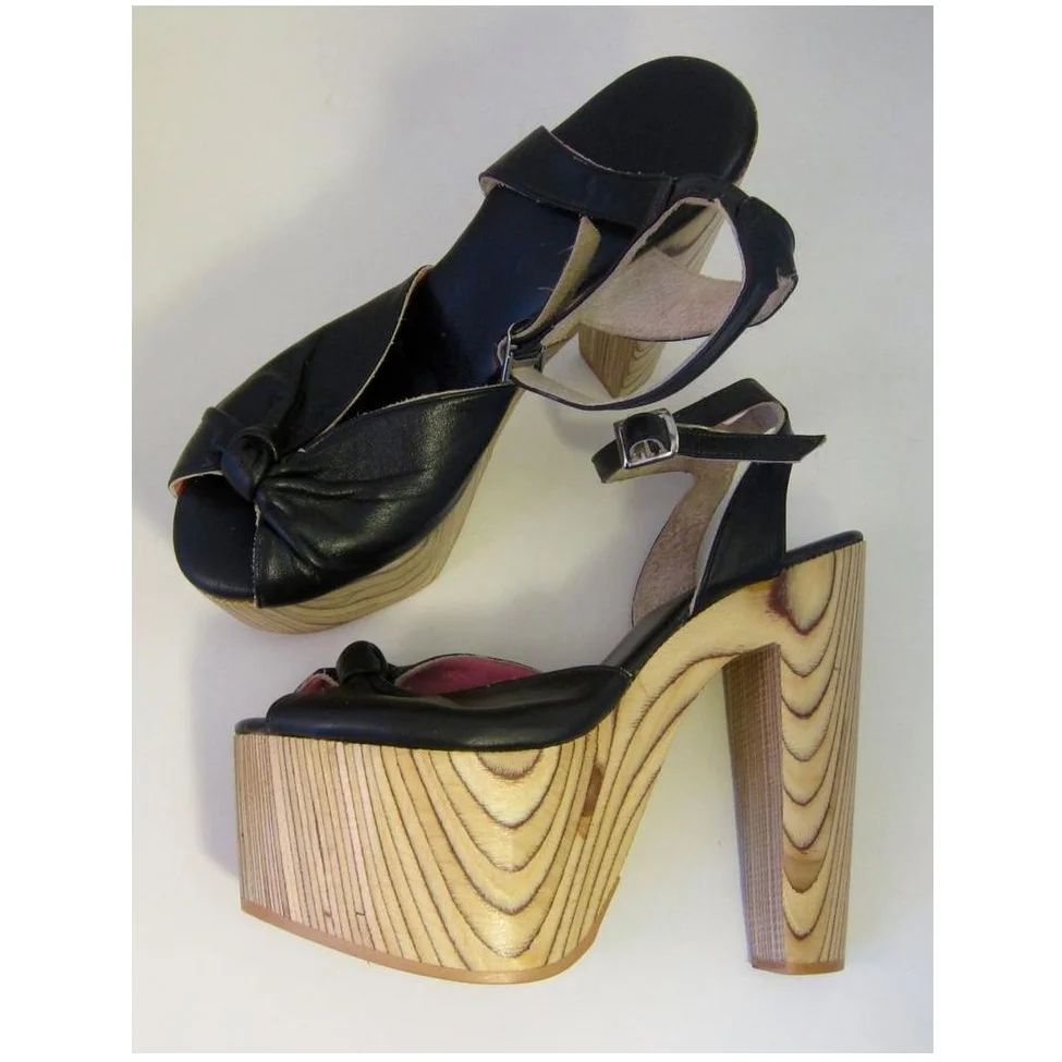 Wood Pattern Buckle Hollow Sandals Chunky Heel Peep Toe Fashionable Sexy 2024 Summer Big Size Woman Shoes Zapatillas Mujer