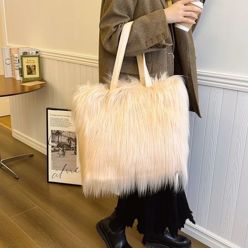 

Элегантная шикарная новинка 2025 года, женская роскошная брендовая кожаная сумка через плечо, известный дизайнер, популярная элегантная повседневная сумка ​