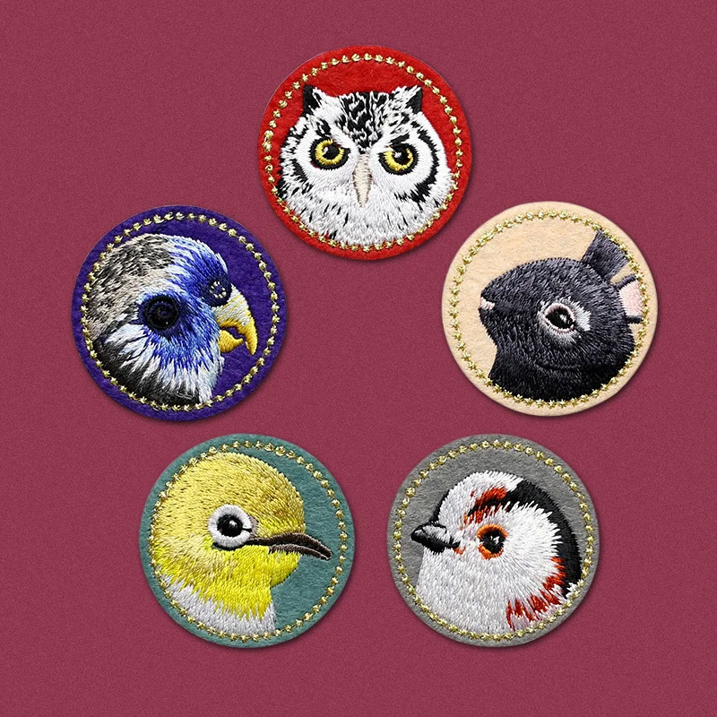 Round Badges Iron on Patches, DIY Decoration for Clothes, Hats, Jeans, Gold Edge Accessories, Parrot, Bird, Rabbit, 5Pcs