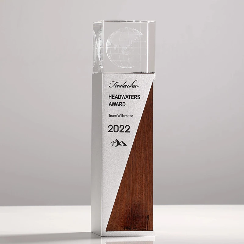 Customized Earth Diamond Carving Crystal Trophy, Excellent Staff Company Annual Meeting Award, Home Decor Metal Wooden base, 1Pc