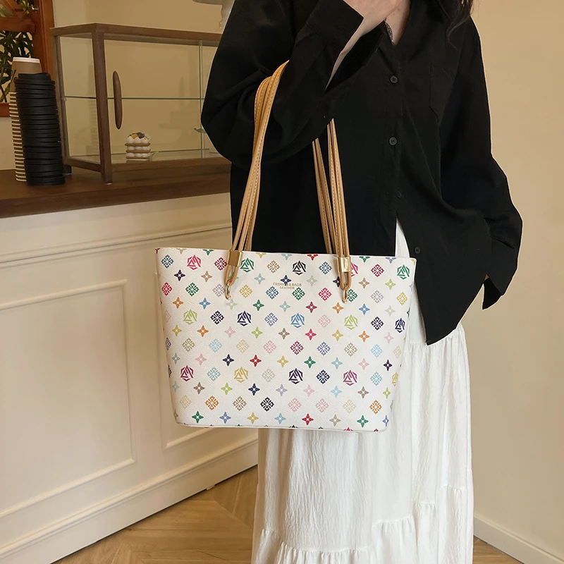 

Elegant Women's Tote Bag Leather Handbags Shoulder Crossbody Luxury Designer Brand Classic Style For Fashion Ladies