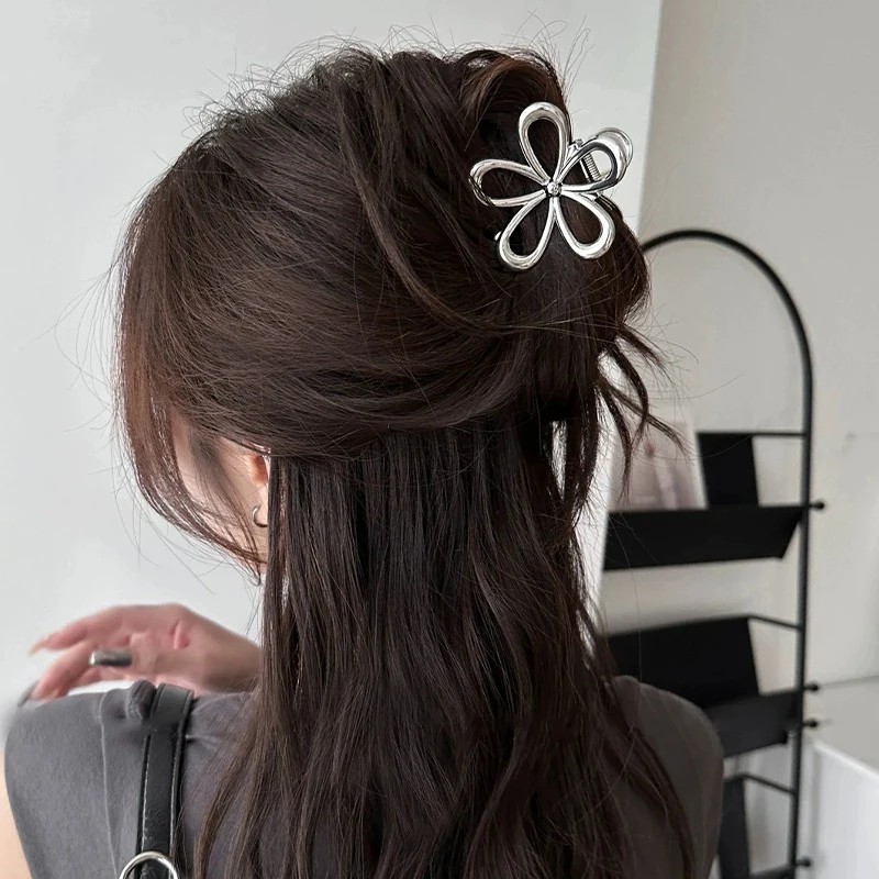 Metal Hollow Flower Hair Clip Hot Girl Rave Party Hairpin Hair Crab Fashion Silver Ponytail Hairpin Claw Hair Accessories