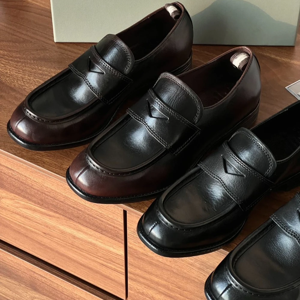 Hand-distressed Vintage-style Calfskin Loafers—British-inspired Low-heel Slip-on Leather Shoes