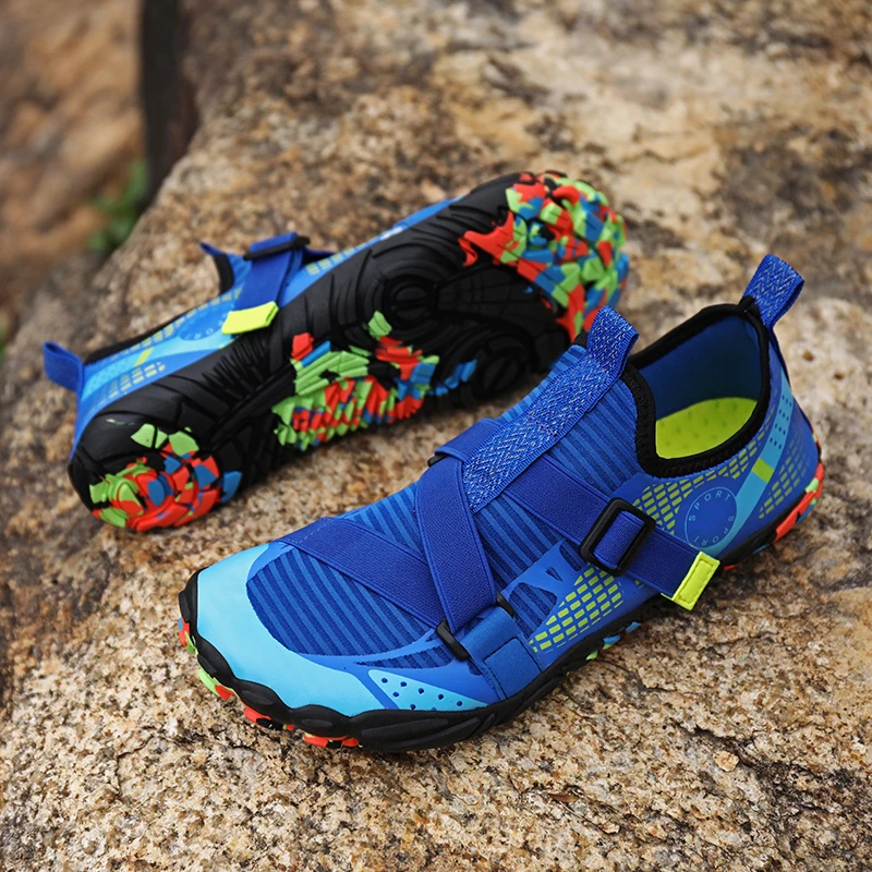 

New Fashion Men's Aqua Shoes Big Size 46 Multifunctional Quick-drying Water Sneakers Men Breathable Beach Surfing Swimming Shoes
